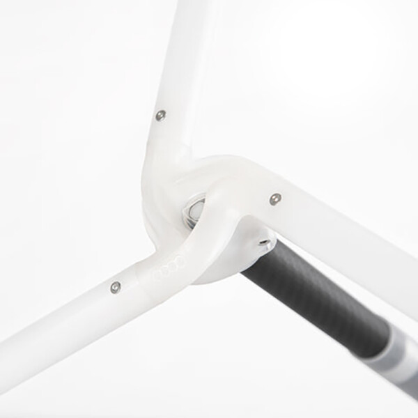 Threeworlds Lumi LED Dragon Hub on Staff